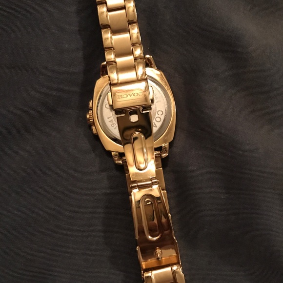 Coach Watch - Picture 4 of 6